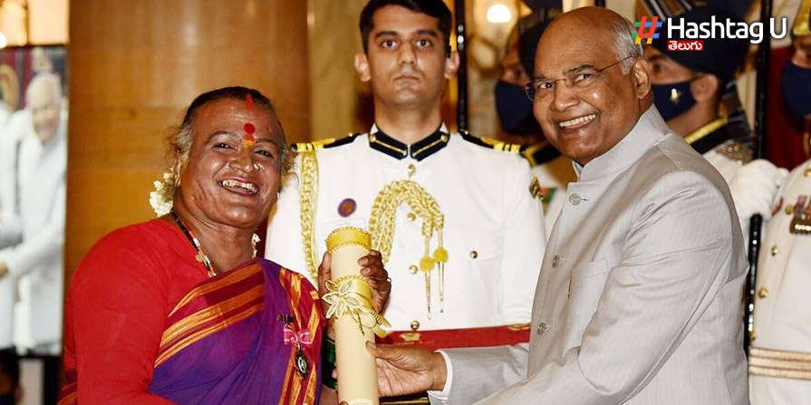Manjamma Jogathi : తన చీర కొంగుతో రాష్ట్రపతికి దిష్టి తీసిన ట్రాన్స్ మహిళ