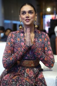 Aditi Rao Hydari (11)