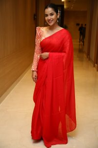 Komalee Prasad (74)