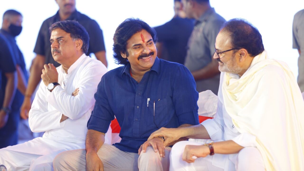 JanaSena: పొత్తులపై పవన్ శపథం