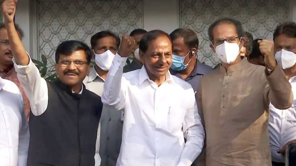 Telangana Chief Minister K Chandrashekar Rao With Maharashtra Chief Minister Uddhav Thackeray During A Press Conference
