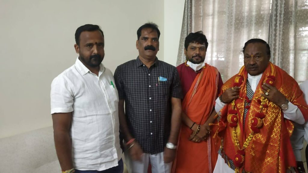 karnataka minister