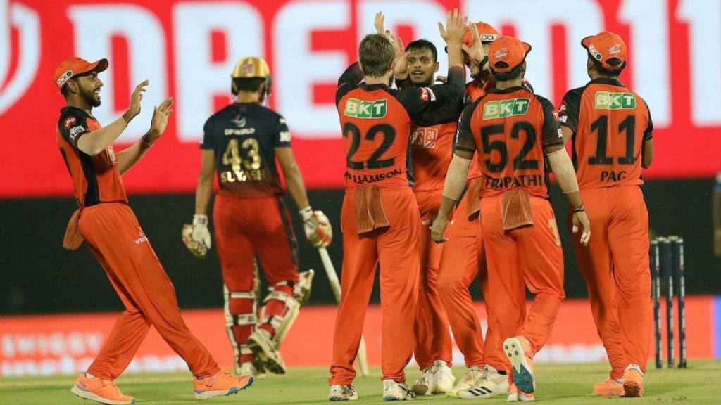 SRH vs MI