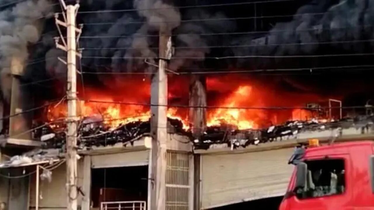 Fire Accident: రాజస్థాన్‌లోని భూగర్భ పైపులైన్‌లో చెలరేగిన మంటలు!