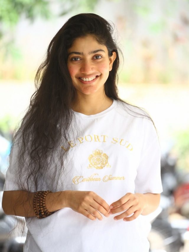 Evergreen Sai Pallavi is simple yet articulate style