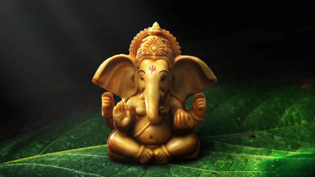 Ganesha Stotram : అప్పుల బాధ ఈ ఒక్క మంత్రంతో మాయం అవుతాయి…ప్రతి బుధవారం ఈ పని చేయండి…