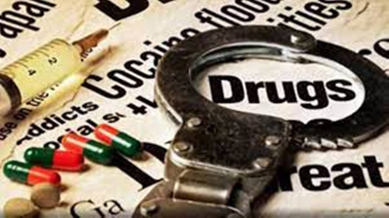 Drugs : ముంబైలో భారీగా డ్ర‌గ్స్ స్వాధీనం.. ఇద్ద‌రు అరెస్ట్‌