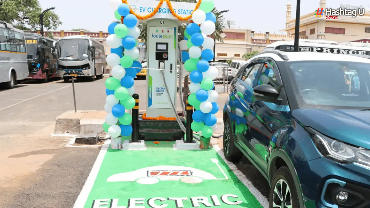 EV charging: రైల్వే డివిజన్లలో ‘ఈ-ఛార్జింగ్’ పాయింట్స్!