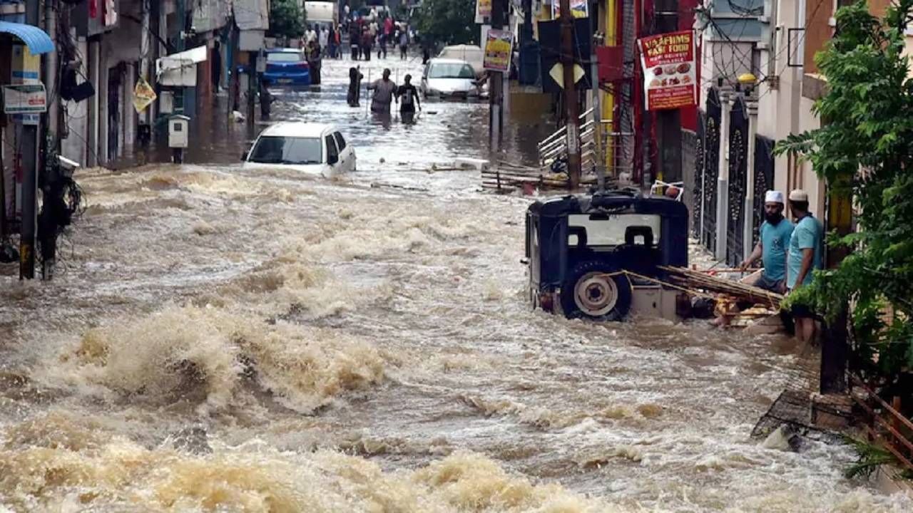 Floods In Telangana : తెలంగాణలో మళ్లీ వరదలు.. అప్ర‌మ‌త్త‌మైన ప్ర‌భుత్వం