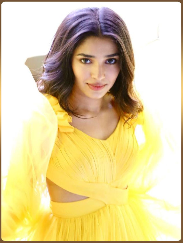 Krithi Shetty mesmerises in yellow attire