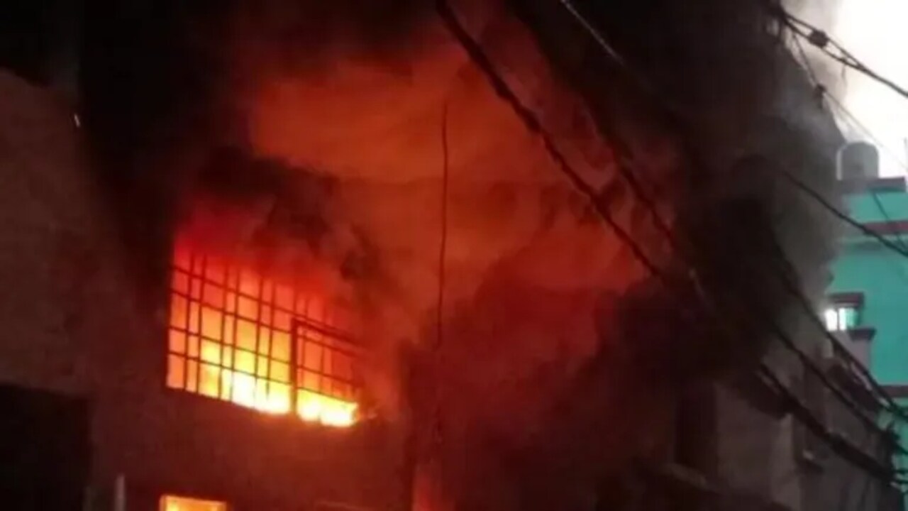 Fire Accident : ముంబైలో భారీ అగ్నిప్ర‌మాదం.. త‌ప్పిన పెనుప్ర‌మాదం