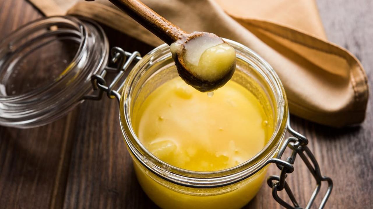 Ghee Benefits: మీరు తినే నెయ్యి స్వచ్ఛమైనదో కాదో.. ఇలా చెక్ చేసుకోండి?