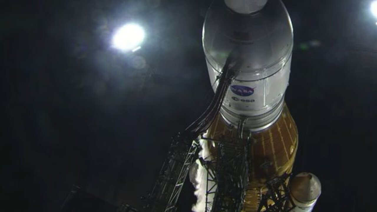 Artemis 1 launch: : సాంకేతిక లోపంతో మూన్ మిషన్ వాయిదా