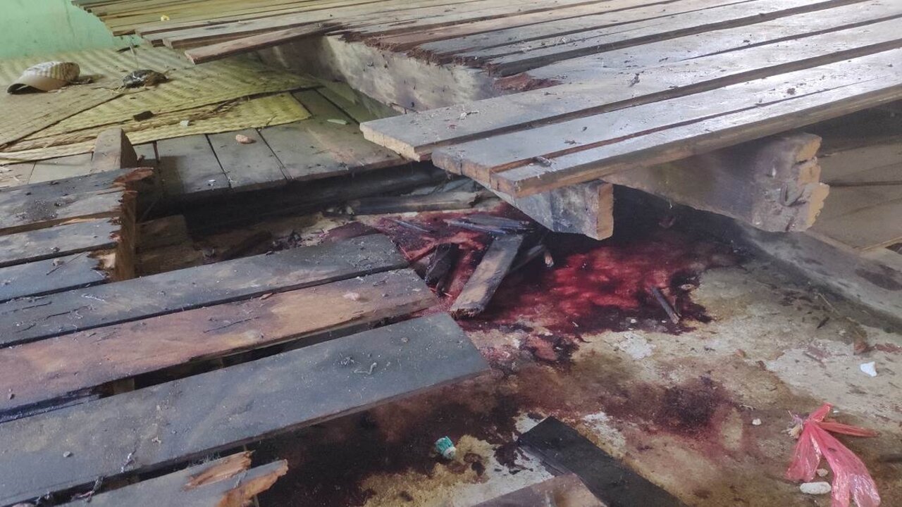 Myanmar : బౌద్ధ విహార పాఠశాలపై సైన్యం కాల్పలు.. 13 మంది చిన్నారులు మృతి..!!