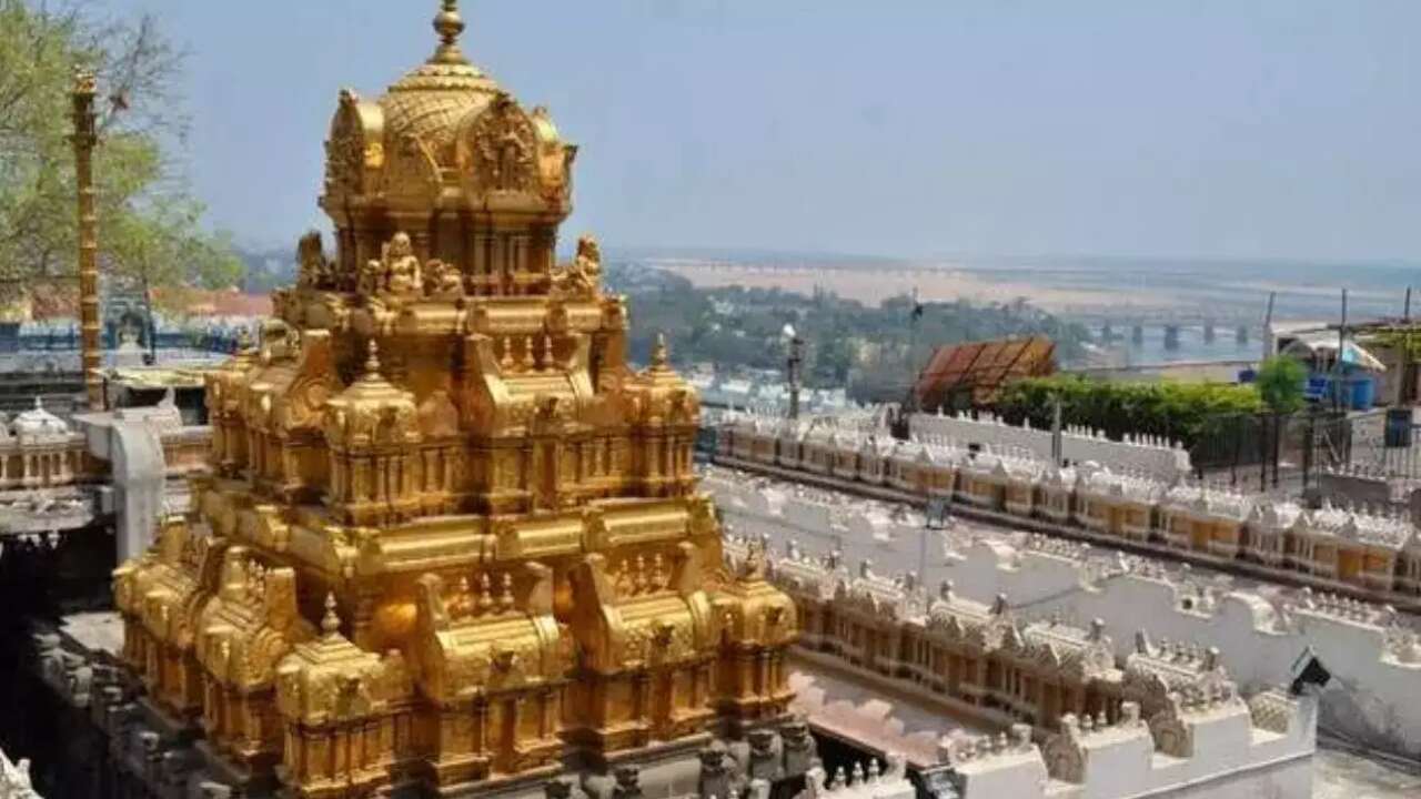 Vijayawada Temple:అన్నపూర్ణ దేవిగా అమ్మవారు.. ఈరోజు ద‌ర్శించుకుంటే ఫ‌లితం ఇదే..?
