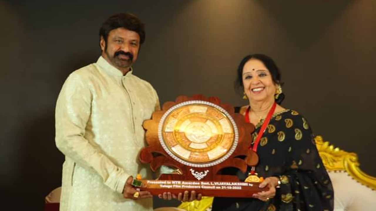 Nandamuri Balakrishna: నాన్న‌ స్పూర్తితో విజ‌యాలు సాధించిన విజ‌య‌ల‌క్ష్మిని ఆద‌ర్శంగా తీసుకోవాలి!