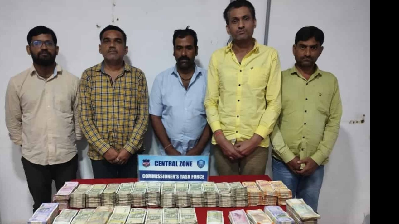 Hawala racket: హైదరాబాద్ లో హవాలా రాకెట్‌ గుట్టురట్టు..!