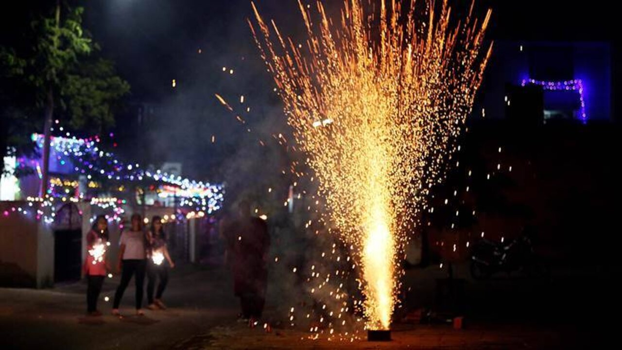 Hyderabad : దీపావ‌ళి వేడుక‌ల్లో ప‌లుచోట్ల ఆప‌శుత్రులు.. 30 మందికి..?