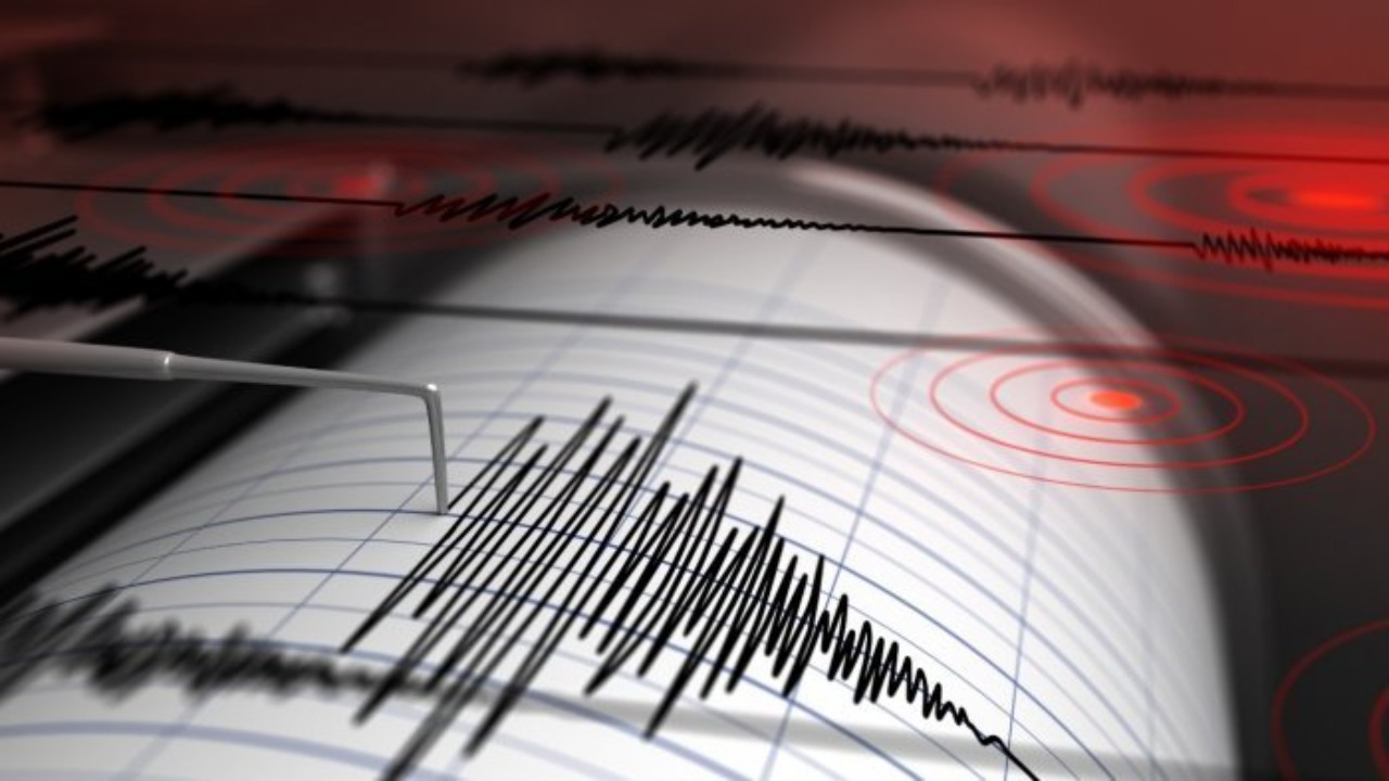 Earthquake in Tajikistan: తజికిస్థాన్ లో భూకంపం.. రిక్టర్‌ స్కేలుపై 4.5 తీవ్రత నమోదు