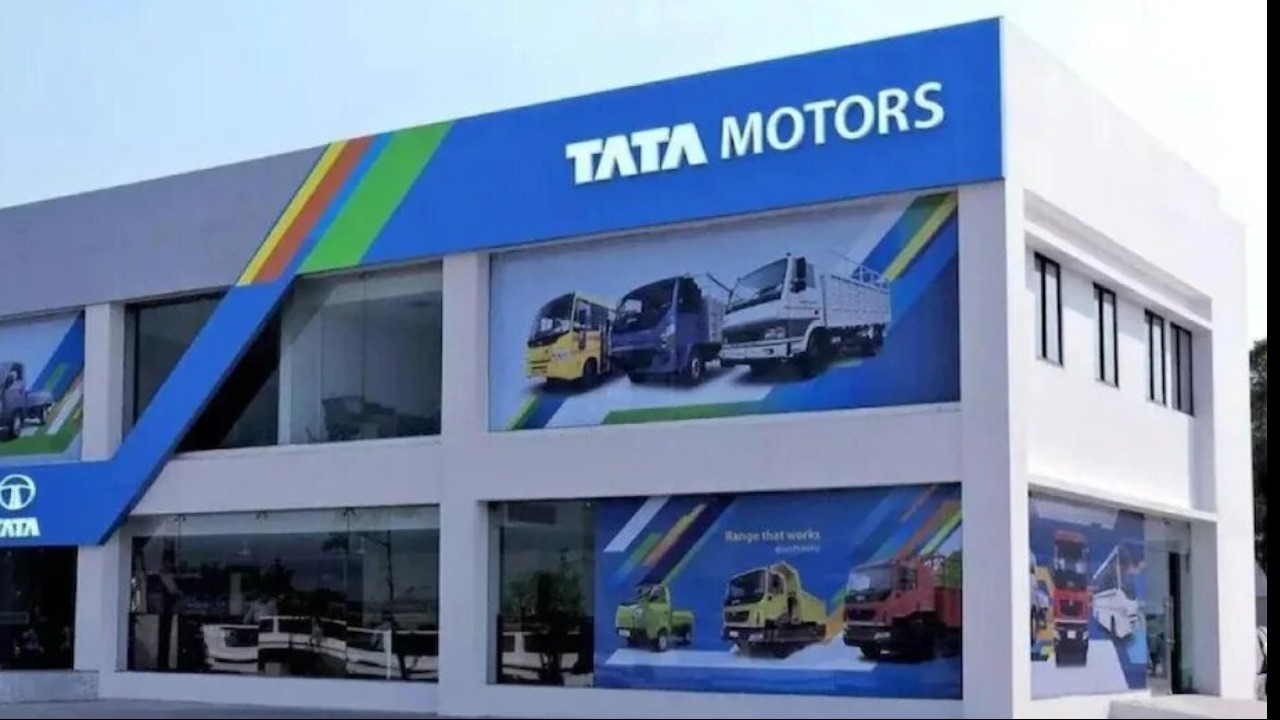 Tata Motors hikes: కార్ల ధరలు పెంచిన టాటా.. ఎప్పటినుంచి అంటే..?