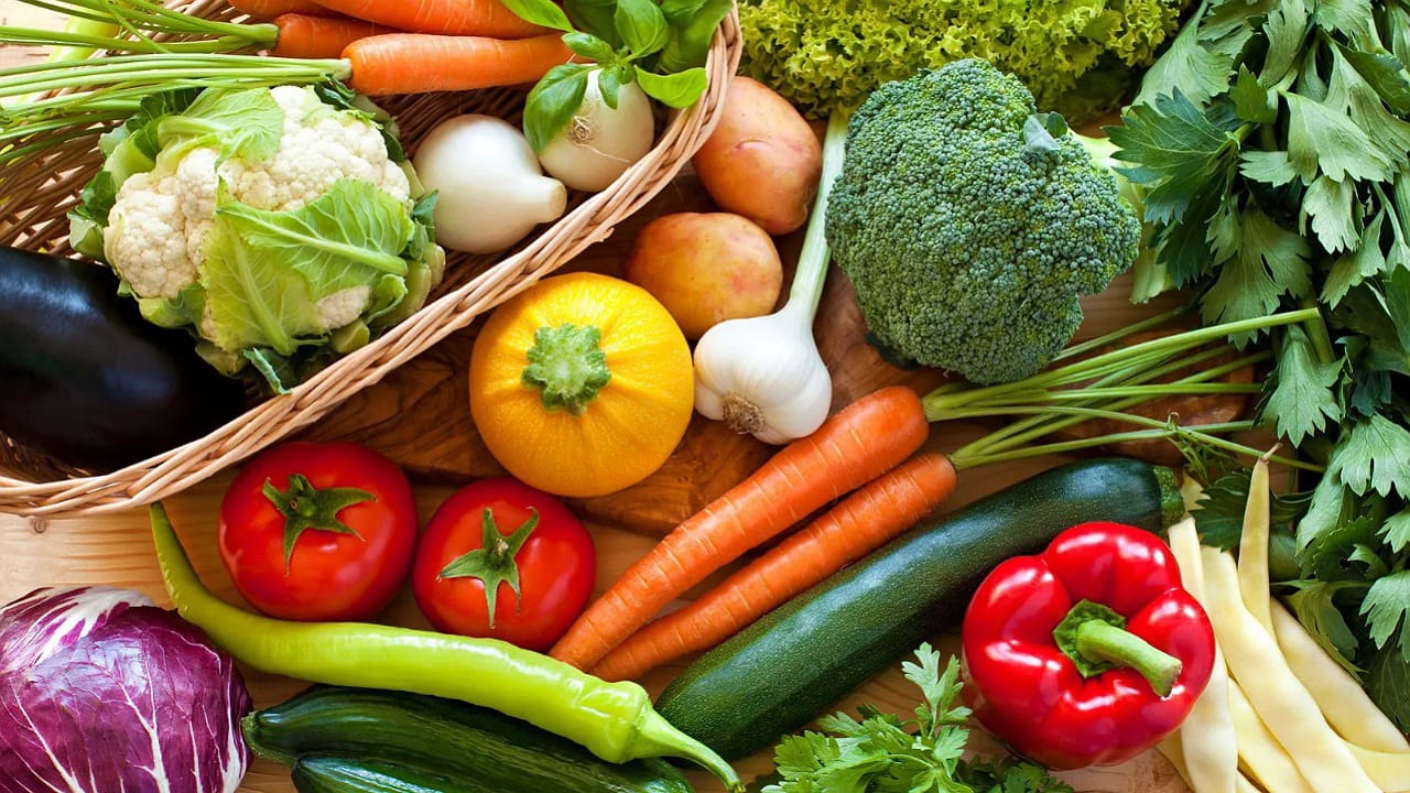 Vegetables: షుగర్ లెవల్స్ ని కంట్రోల్ చేసే కూరగాయలు.. అవేంటంటే?