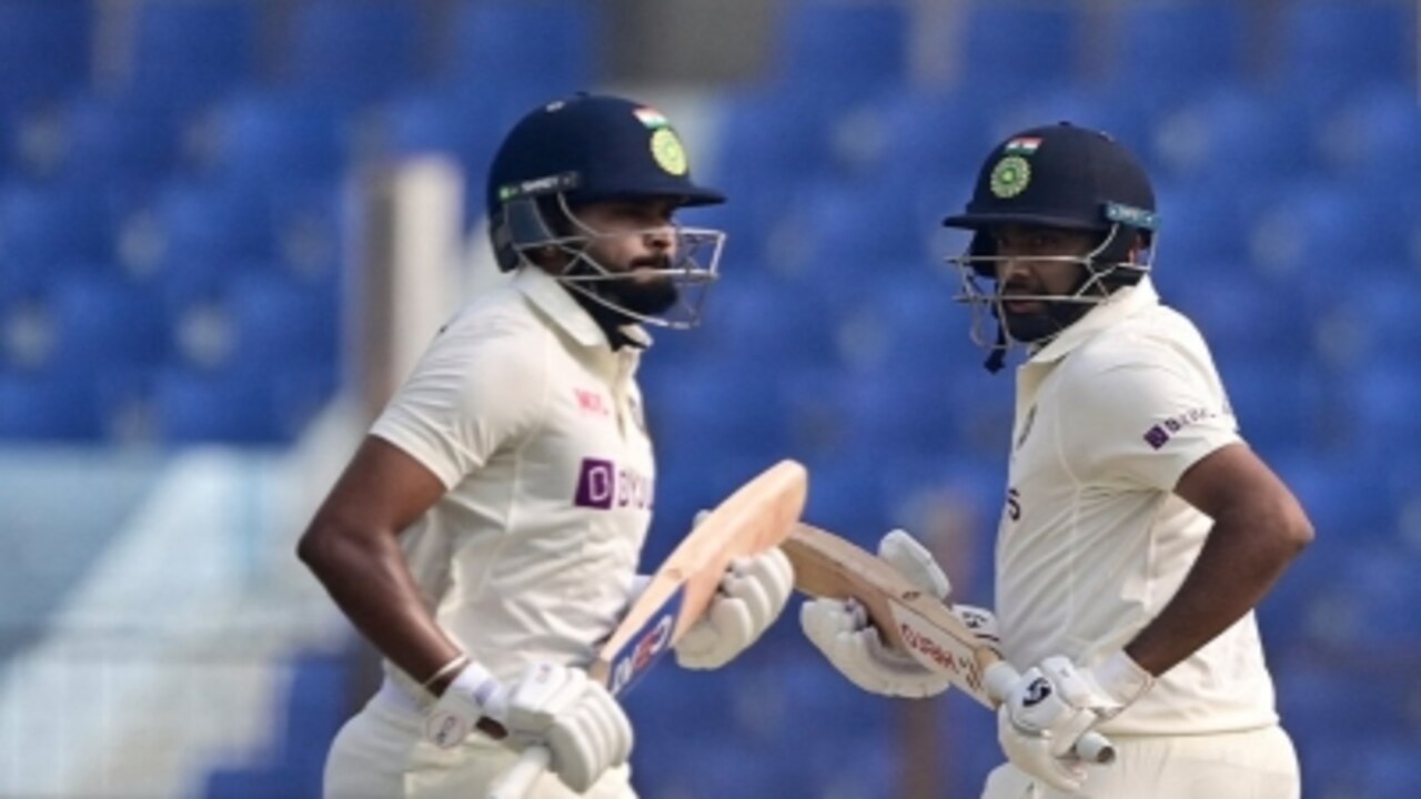 ICC Test Rankings: టాప్ లోకి దూసుకొచ్చిన అశ్విన్, కోహ్లీ మరింత మెరుగు!
