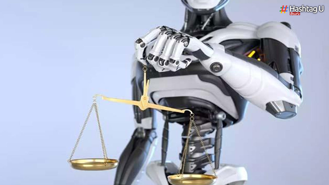 First Robot Lawyer : ప్రపంచంలోనే  తొలి రోబో లాయర్..!