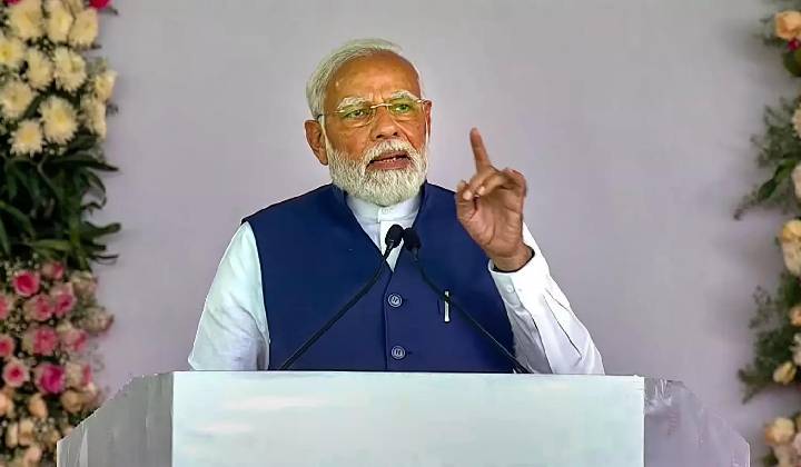 PM Modi: రూ.13,500 కోట్ల అభివృద్ధి కార్యక్రమాలకు మోడీ శంకుస్థాపన