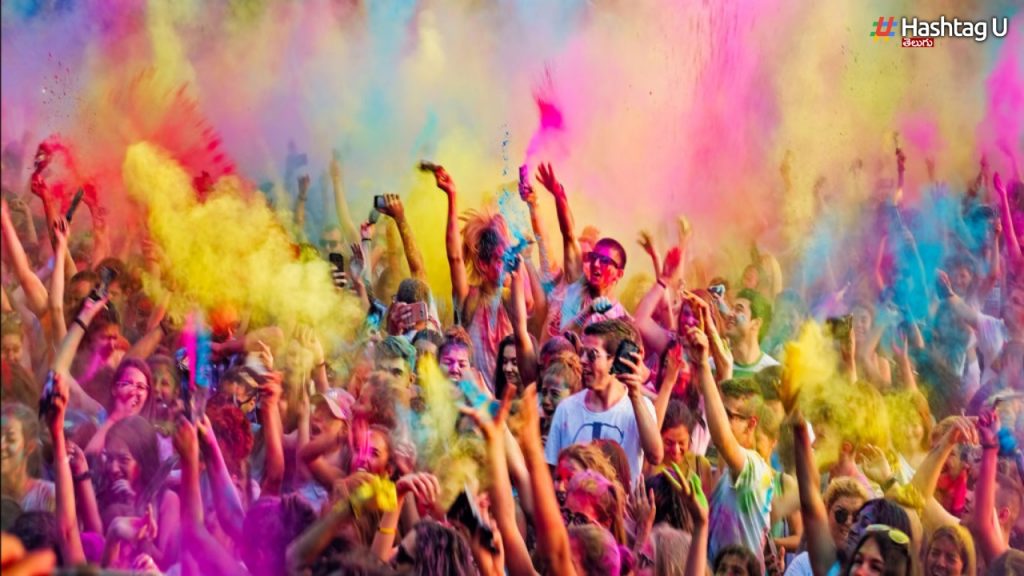 Doing This During Holi Brings Happiness To Life