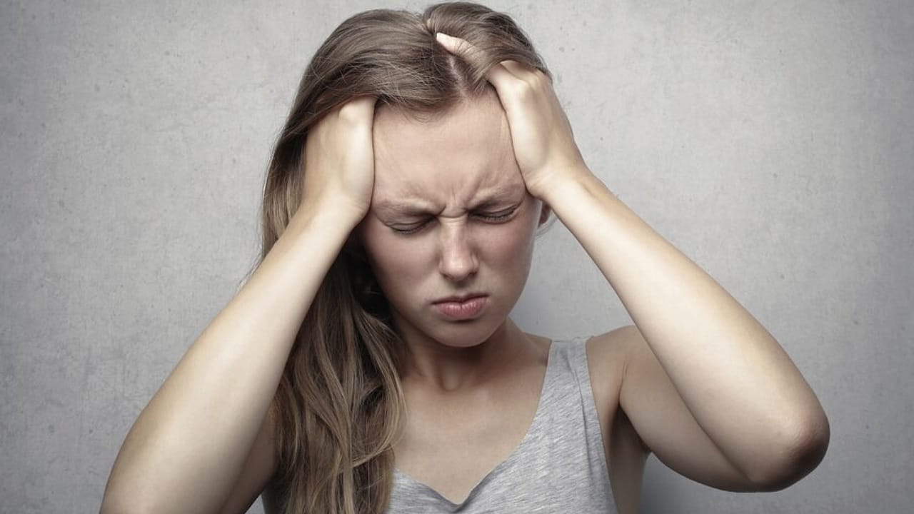 Migraine: చలికాలంలో మైగ్రేన్ ఎందుకు వస్తుంది..? నివారణ పద్ధతులు ఇవే..!