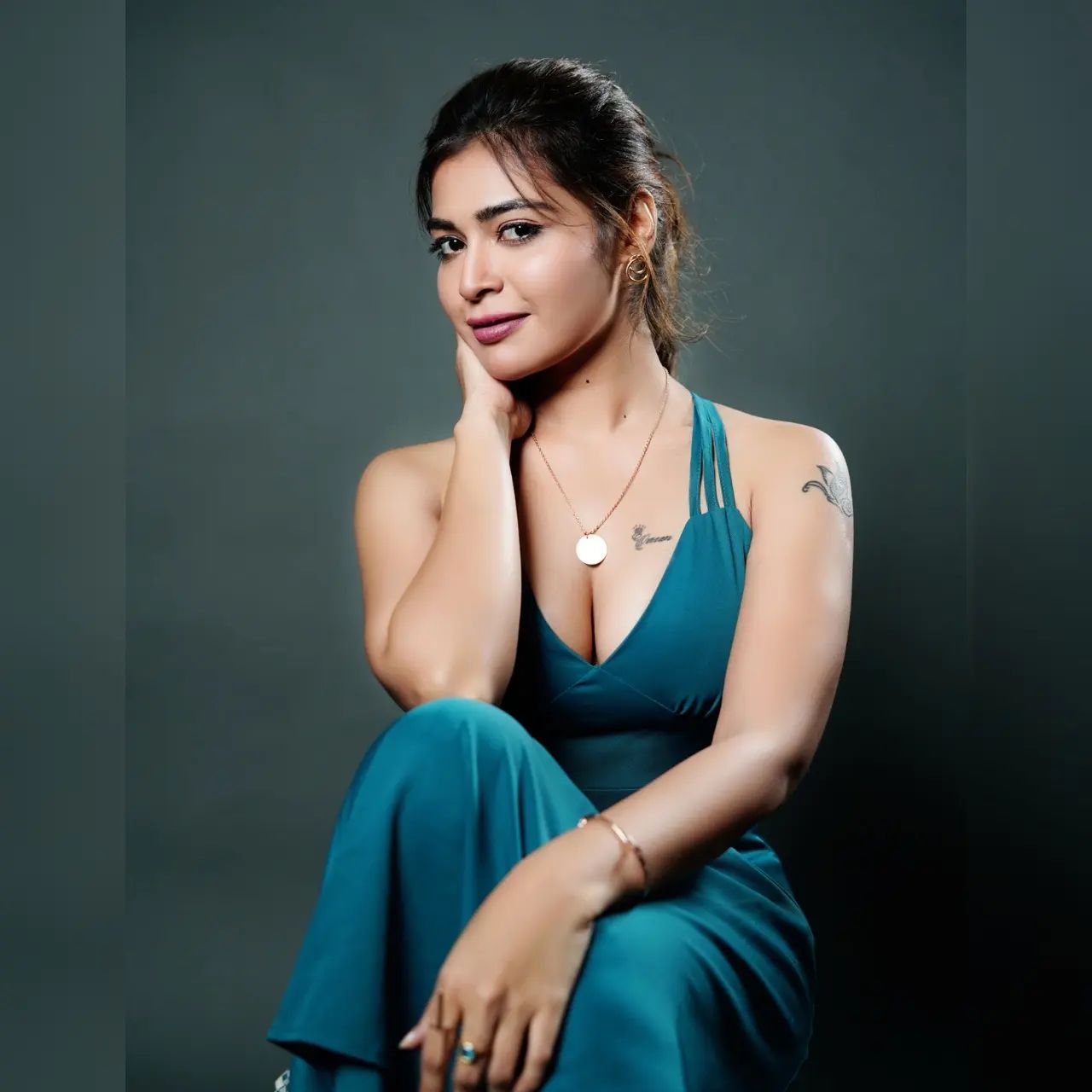 Dharsha Gupta (21) Dharsha Gupta (21)
