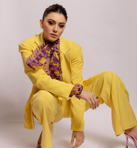 Hansika Motwani (18)