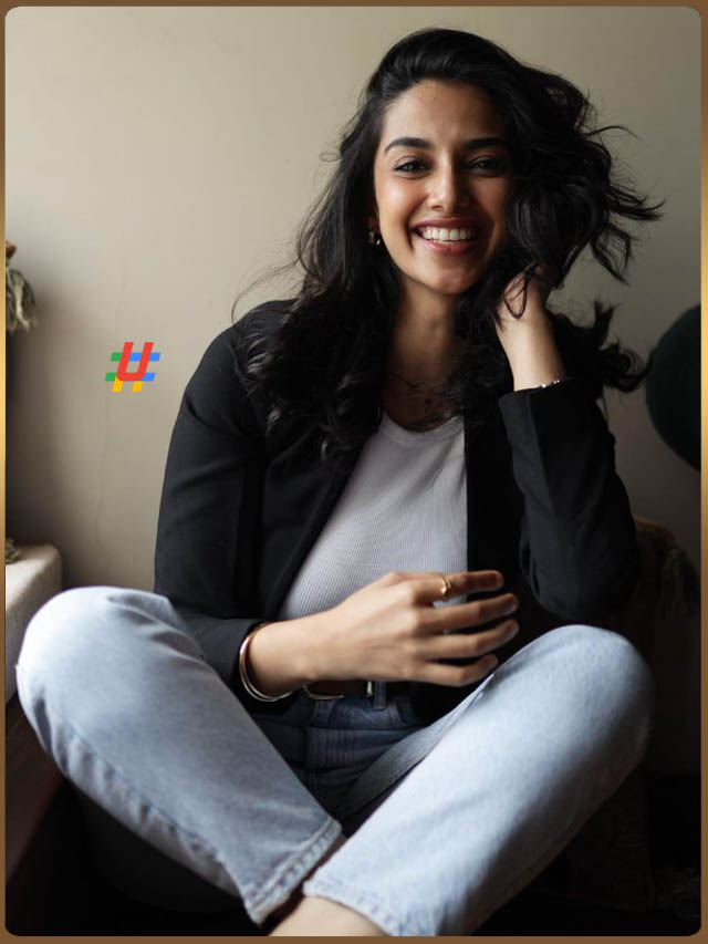 Meena (3)