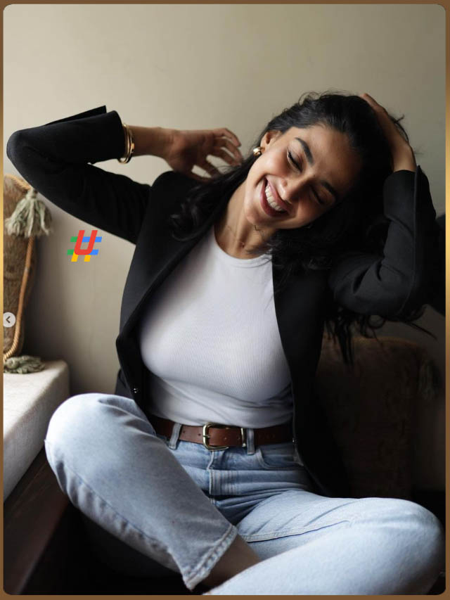 Meena (4)