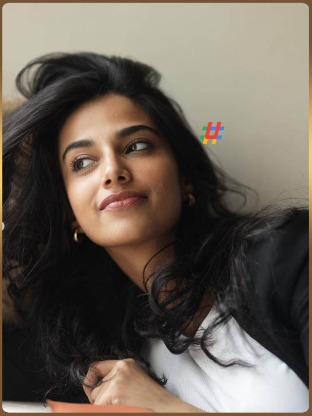 Meena (7)