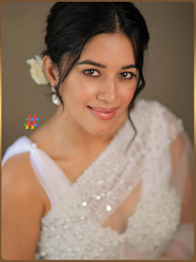 Mrunali (1)