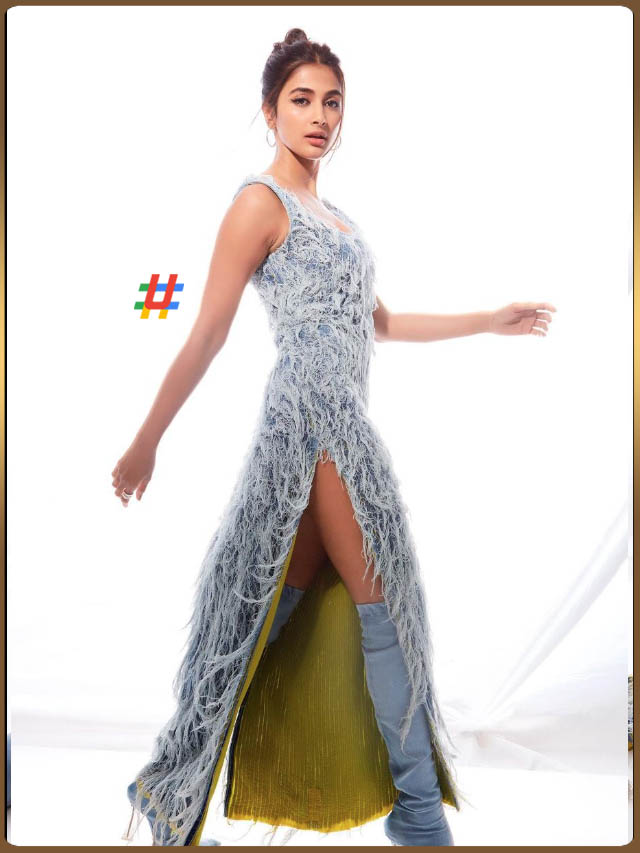 Pooja (3) Pooja (3)