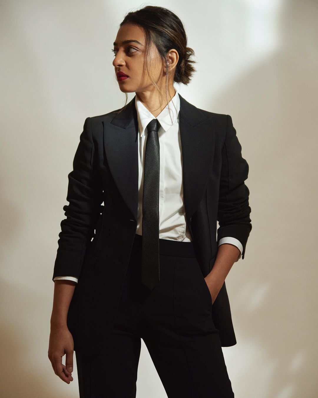 Radhika Apte (12) Radhika Apte (12)