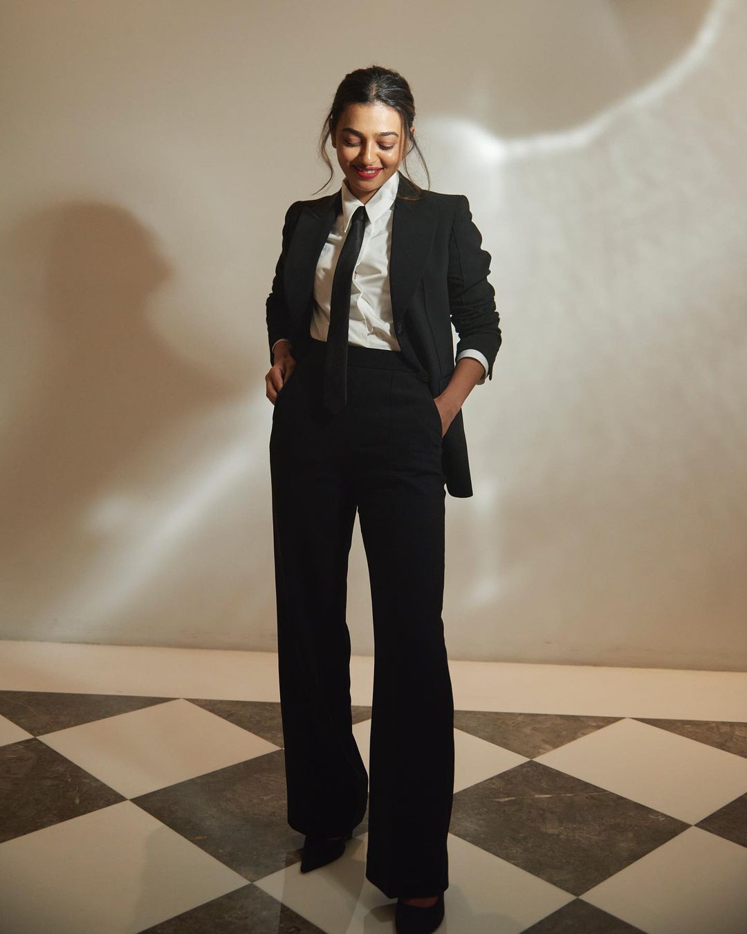 Radhika Apte (14) Radhika Apte (14)
