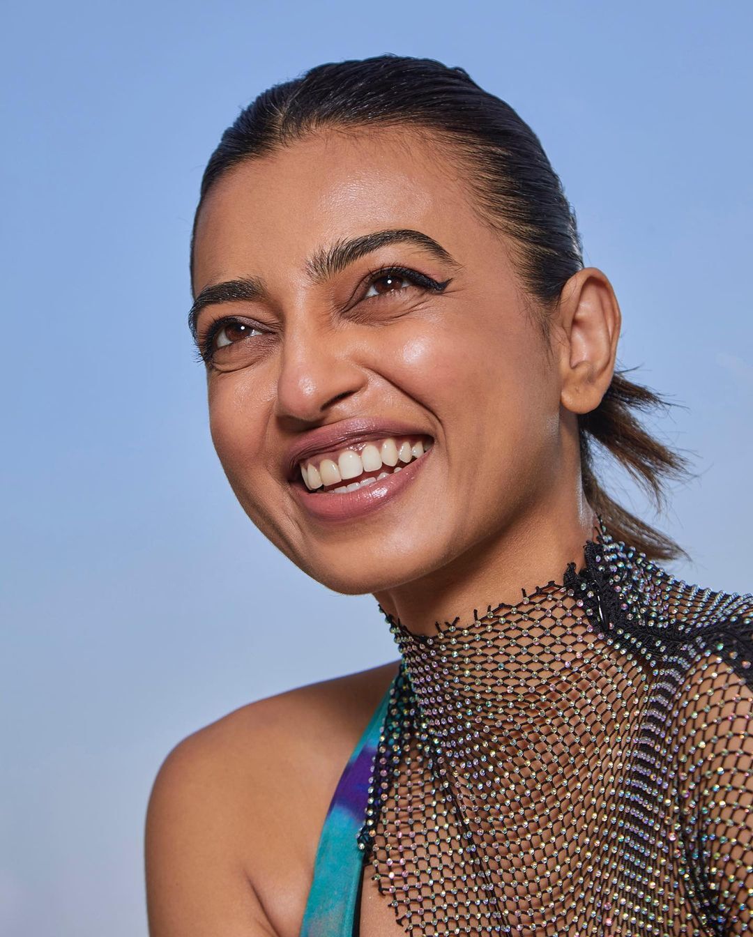 Radhika Apte (34) Radhika Apte (34)
