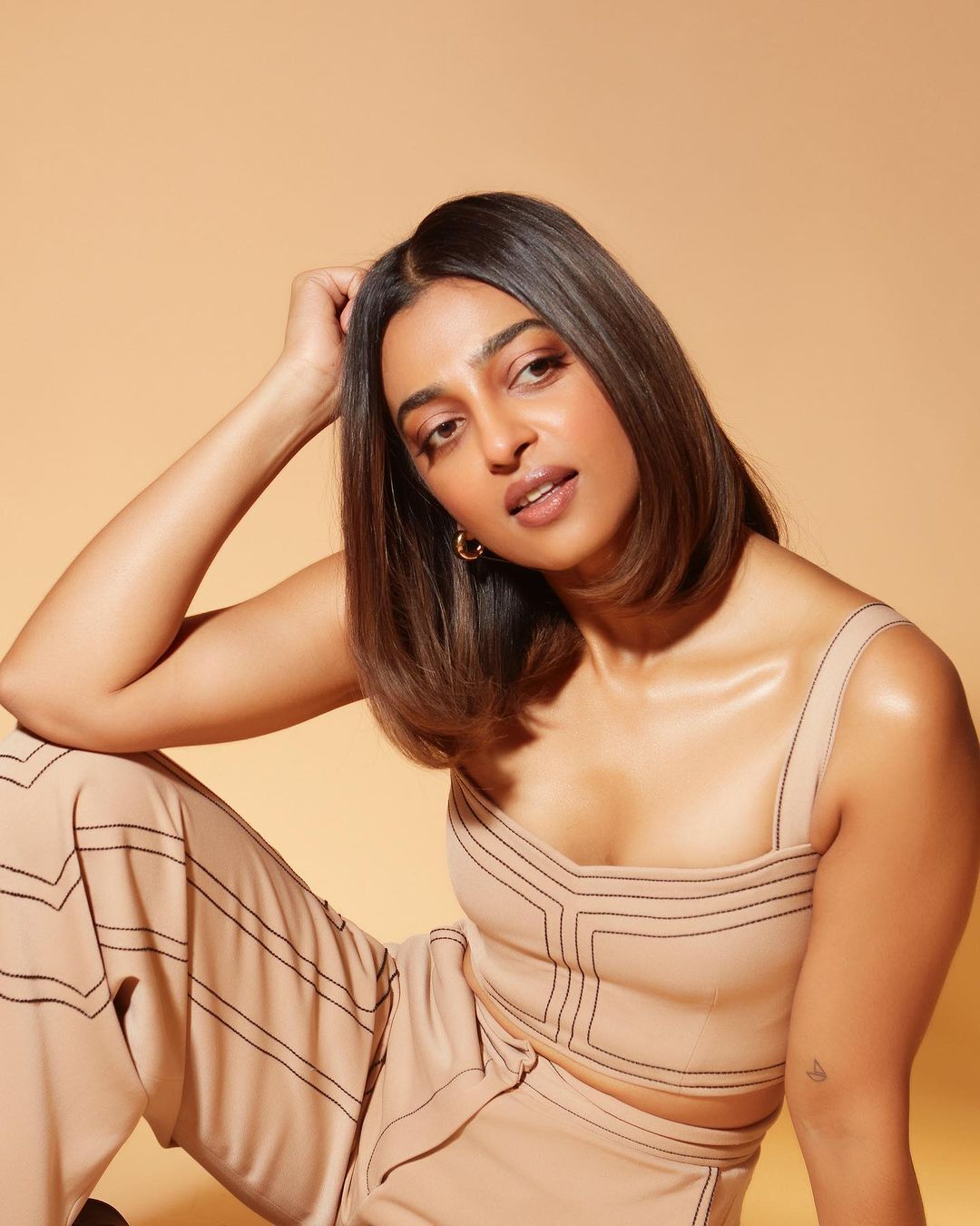 Radhika Apte (37) Radhika Apte (37)