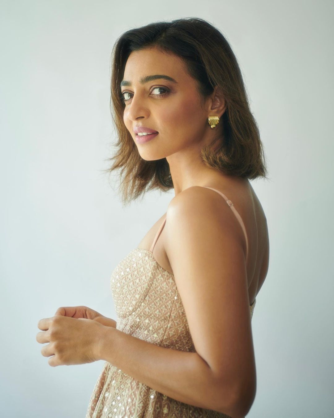 Radhika Apte (45) Radhika Apte (45)