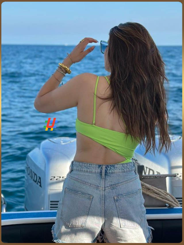Hansika (5) Hansika (5)