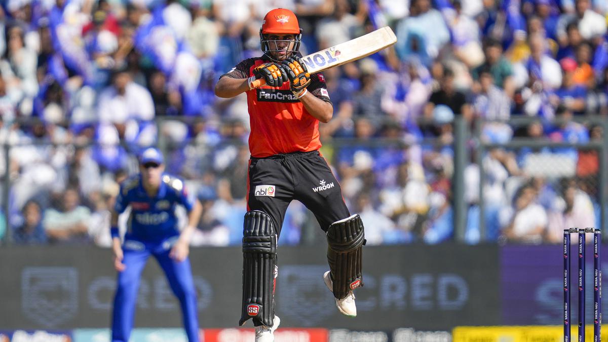 MI vs SRH: ఐపీఎల్ మొదటి మ్యాచ్ లోనే అదరగొట్టిన వివ్రాంత్ శర్మ