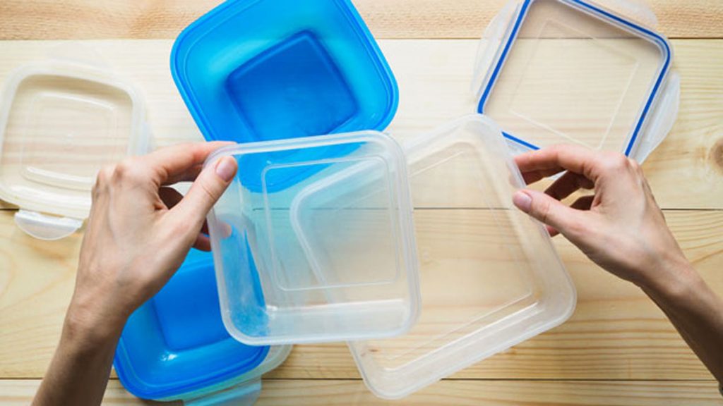 Plastic Lunch Box Cleaning Tips