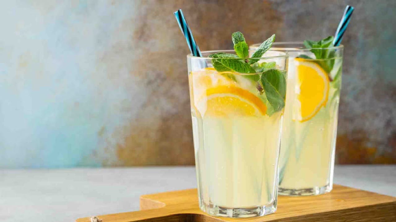 Lemon Water Side Effects: మీరు నిమ్మరసం ఎక్కువగా తాగుతున్నారా..? అయితే ఈ సైడ్ ఎఫెక్ట్స్ తప్పవు..!