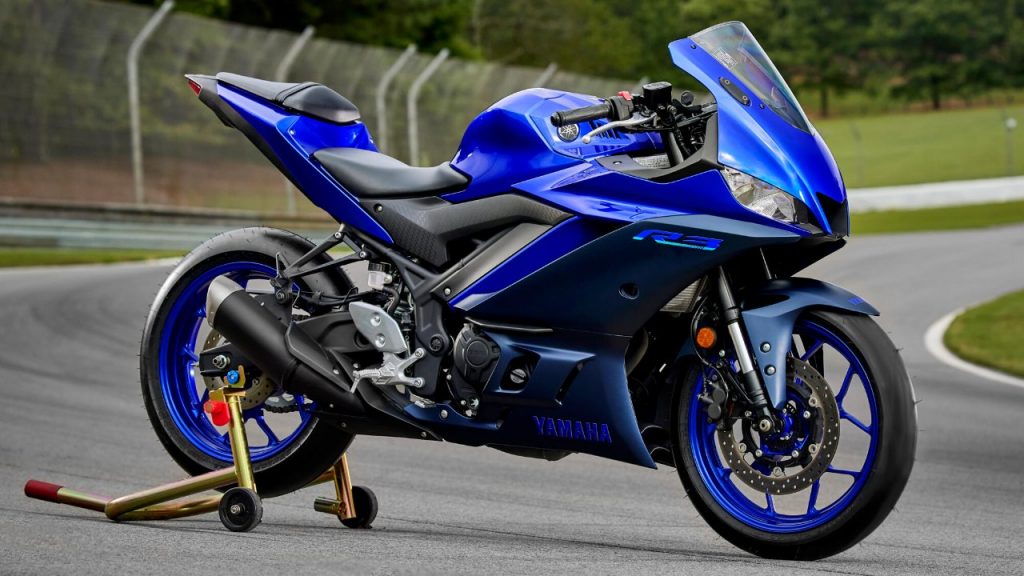 Yamaha R3