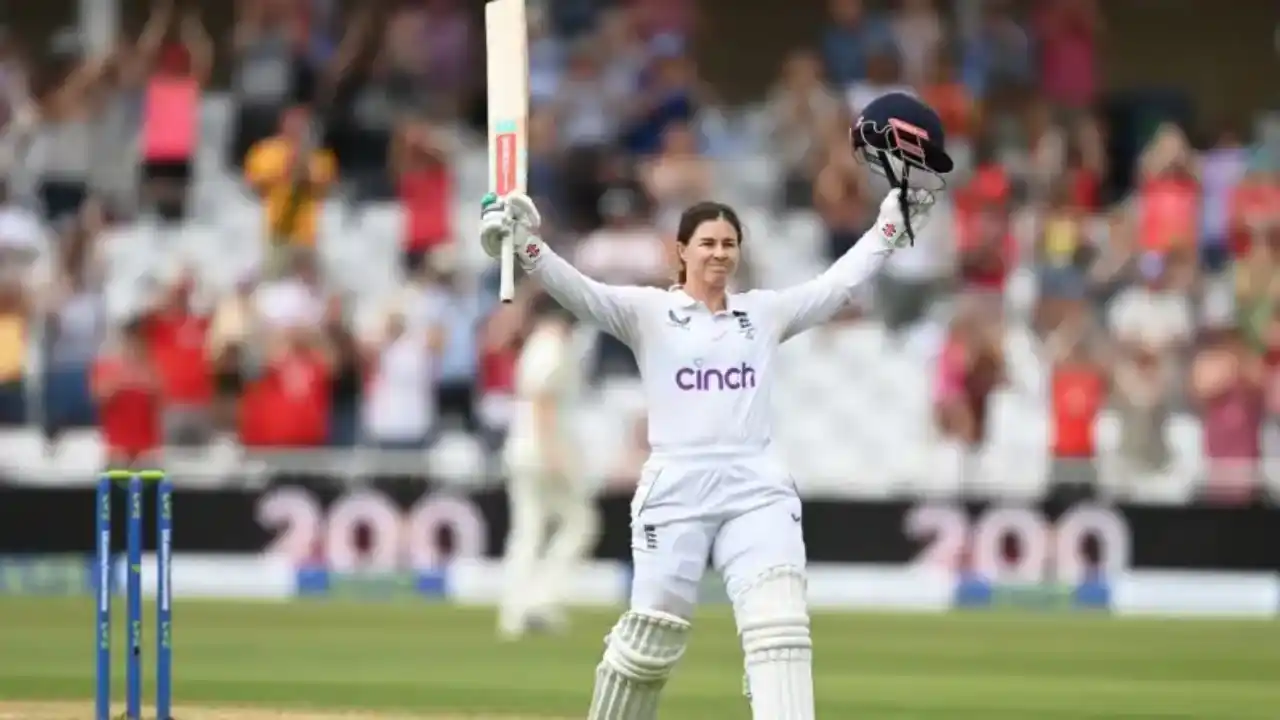 Tammy Beaumont: చరిత్ర సృష్టించిన ఇంగ్లండ్ మహిళ క్రికెటర్ బ్యూమాంట్