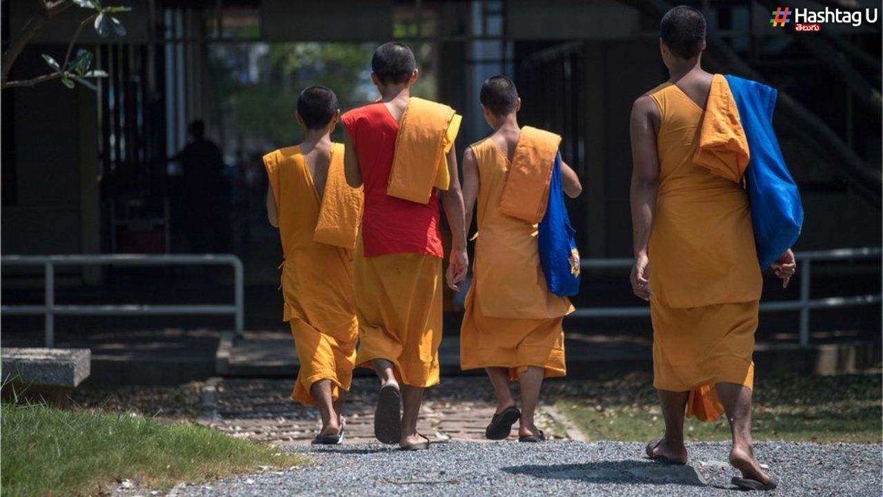 Criminals Vs Buddhist Monks : నేరాలు చేశాక.. సన్యాసులుగా మారుతున్నారట!!