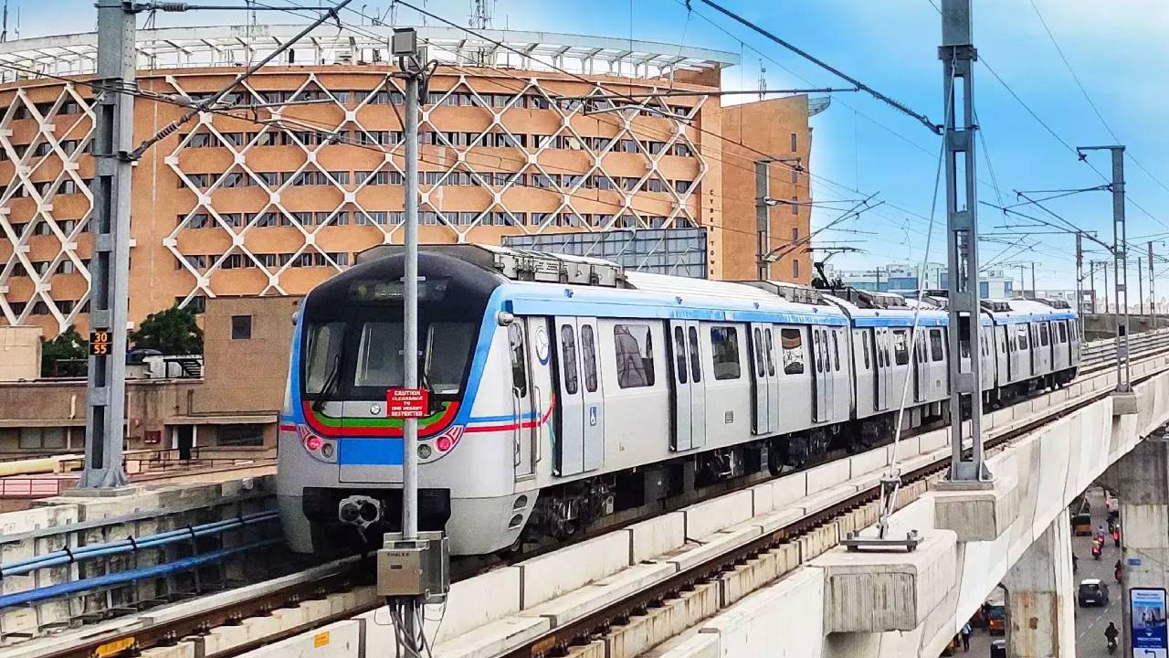 Hyderabad Metro: చారిత్రాత్మక మైలురాయికి చేరుకున్న హైద‌రాబాద్ మెట్రో .. అదేమిటంటే?